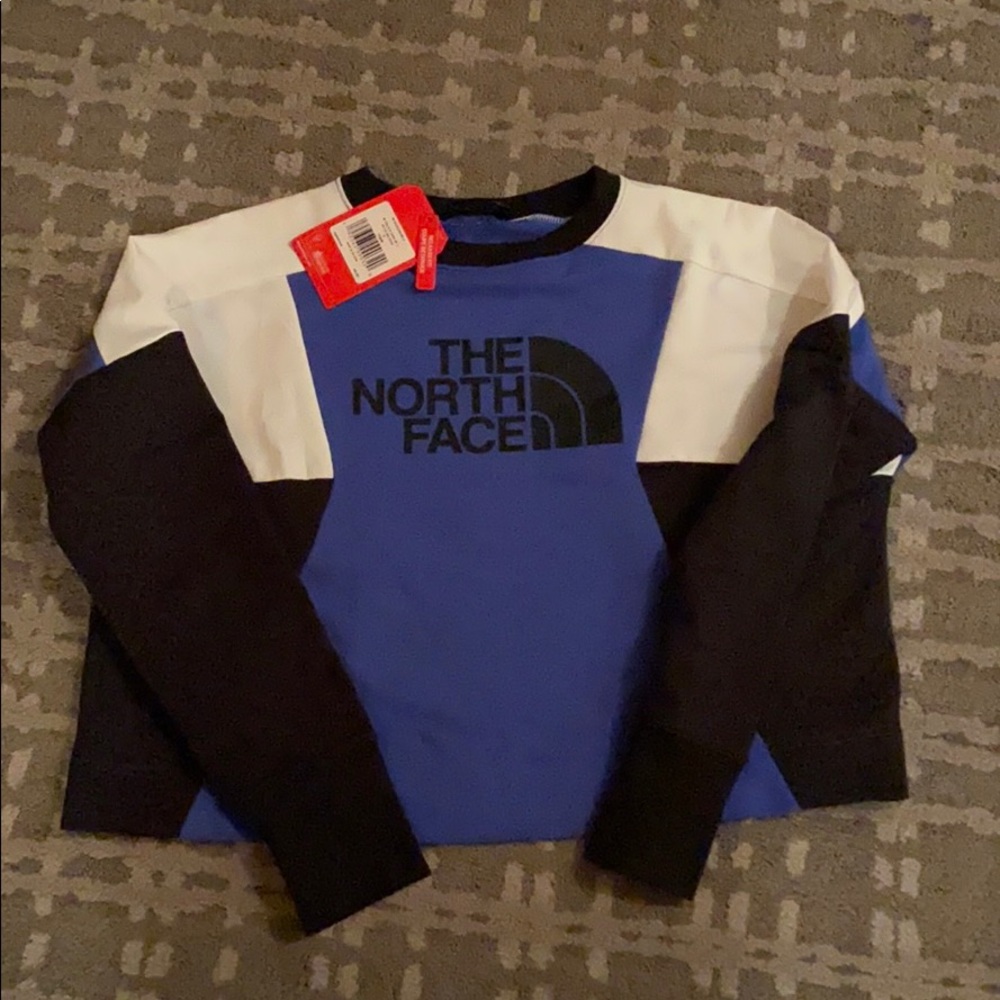 Women’s small The North Face crop long sleeve